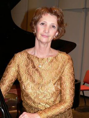 Marina Schmidt Lupinacci, piano